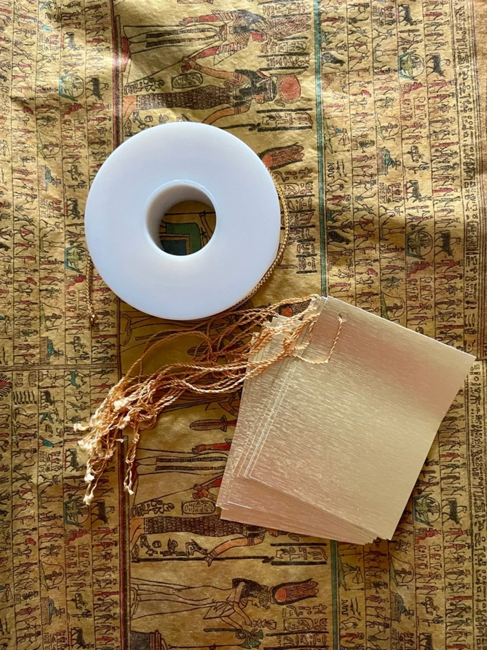 Egyptian Cleopatra Gold Gift Wrap Set